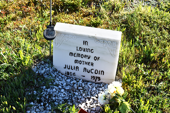 Julia Aucoin