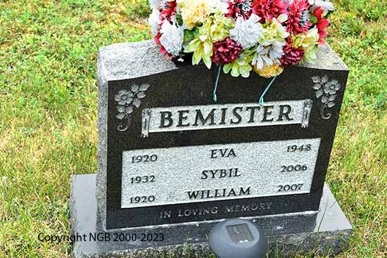 Eva, Sybil & William Bemister