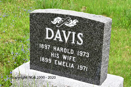 Harold &amp; Emelia Davis