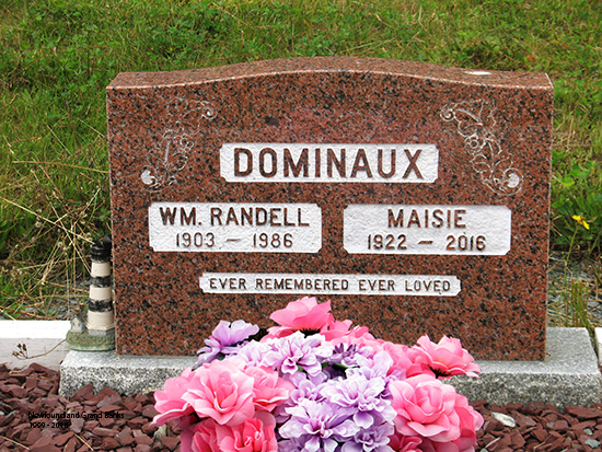 Maisie & W. M. Randell Dominaux