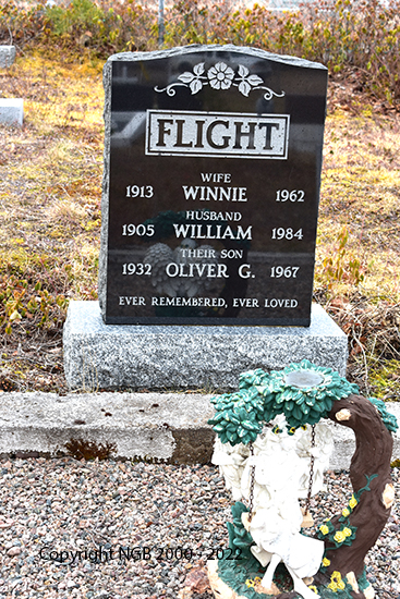 Winnie, William & Oliver G. Flight