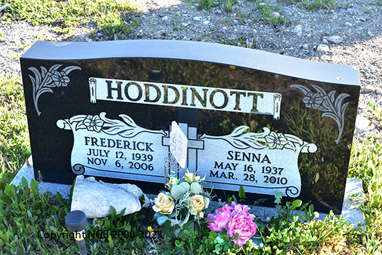 Frederick & Senna Hoddinott