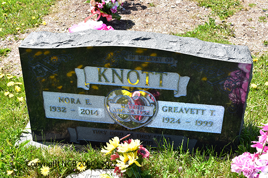 Greavett & Nora Knott