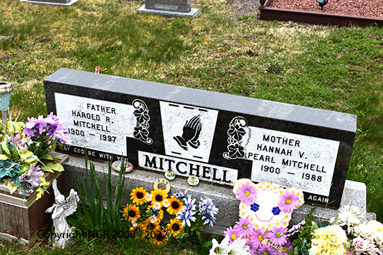 Harold R. & Hannah V. Mitchell