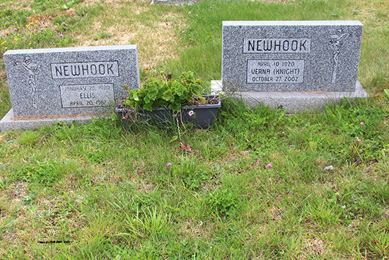 Ellis & Verna Newhook
