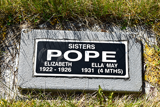Elizabeth & Ella May Pope