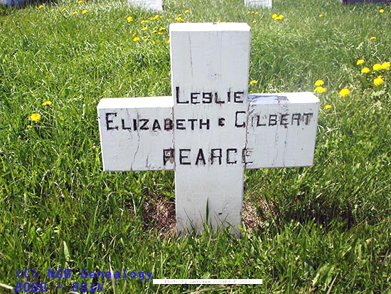 Leslie, Elizabeth and Gilbert Pearce