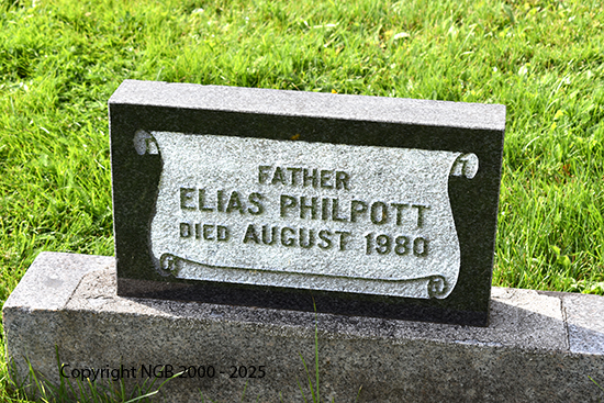 Elias Philpott
