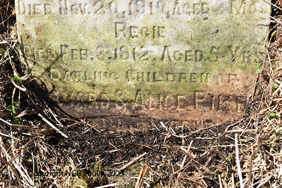Edward, Edith & Regie Pike