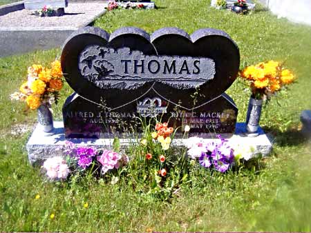 Alfred and Rita THOMAS