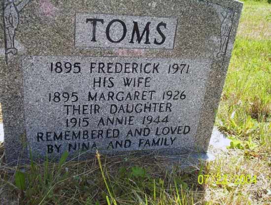FRED, MARGARET AND ANNIE TOMS