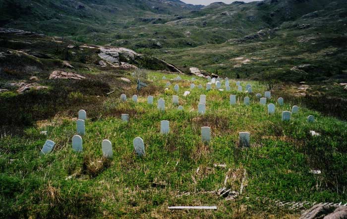 Rencontre West Cemetery