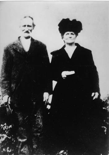 James & Helen Kehoe c1900