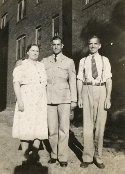 Grandpa Hubert Garland, Bennett (who is going off to WW2) and and Grandma Garland (Florence Wiseman) - 1916