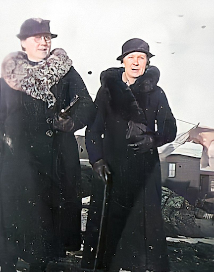 Laura Jane and Harriet Ann Billiard