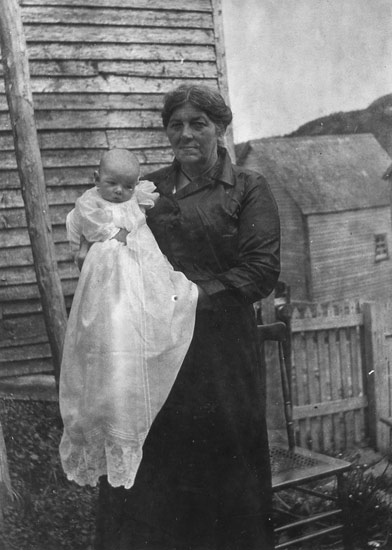 Garland Brown & Ellen Brown, King's Cove, Nfld.