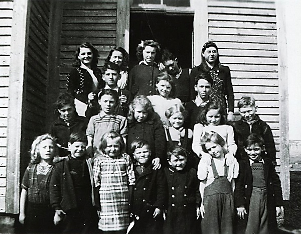 Bonavista School Children - early1900s - Photo #2