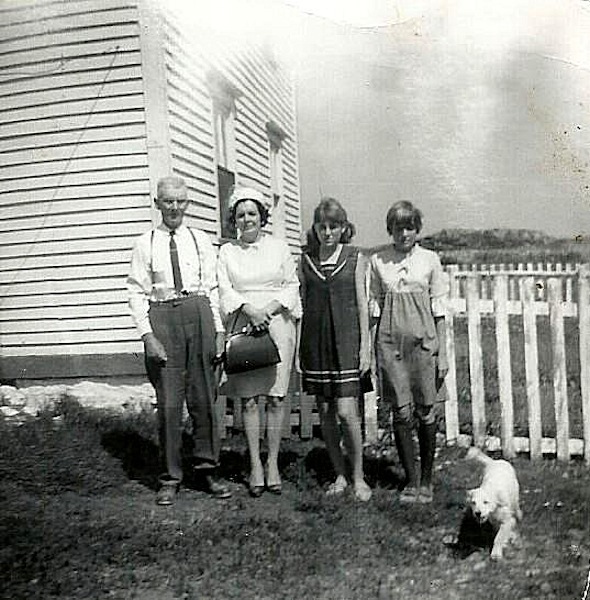 Charles B. Martin and Family - Elliston - 1969