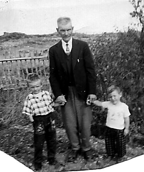 Charles B. Martin and grandchildren - Elliston - c1958