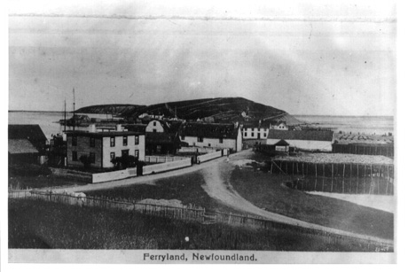 Whites House on Road to Pool