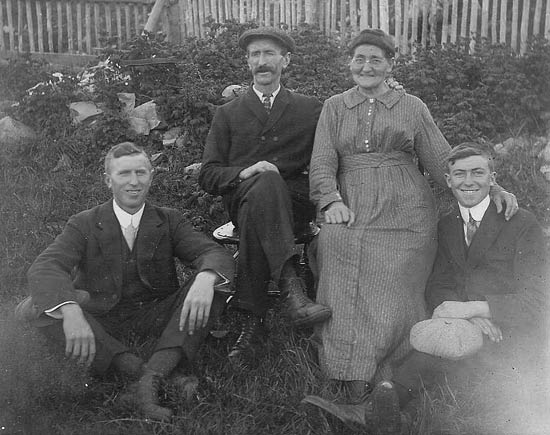 L. Guy, Fred, Thirza & Sandy Simms