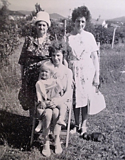 4 Generations 0f Noseworthy, Fitzpatrick & Evoy - 1965